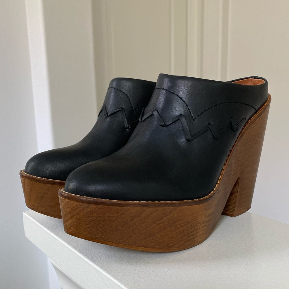 Free People Chance Clogs Size 7.5-8/38